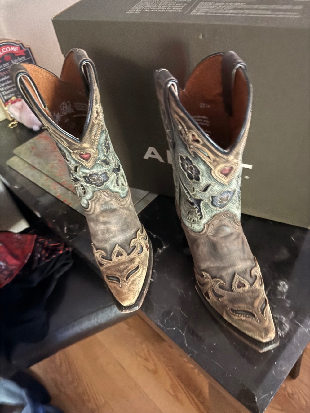 Dan post boots